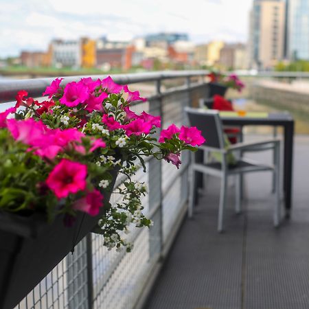 Clayton Hotel Лимерик Экстерьер фото